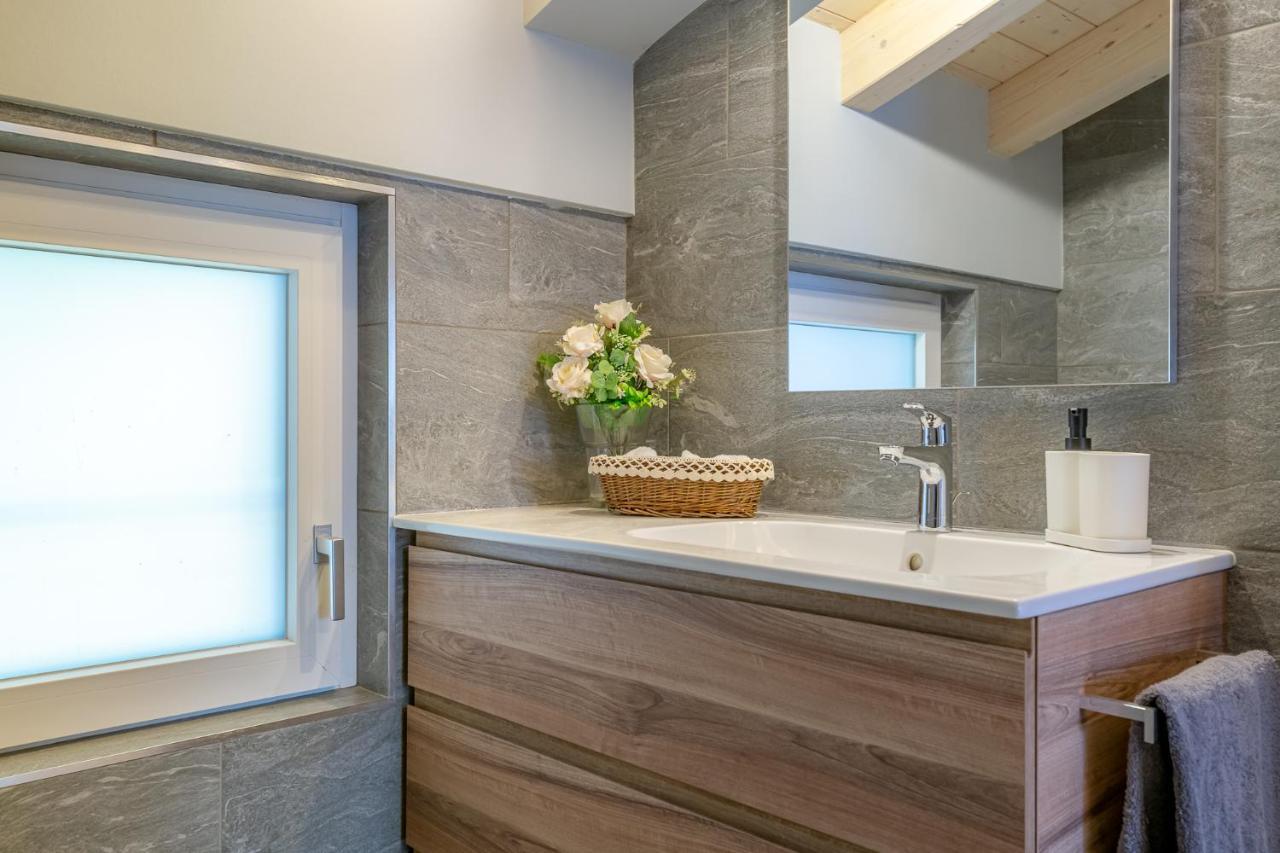 Classy Apartment Wifi, Parking & Stunning View! Acquaseria Exterior photo